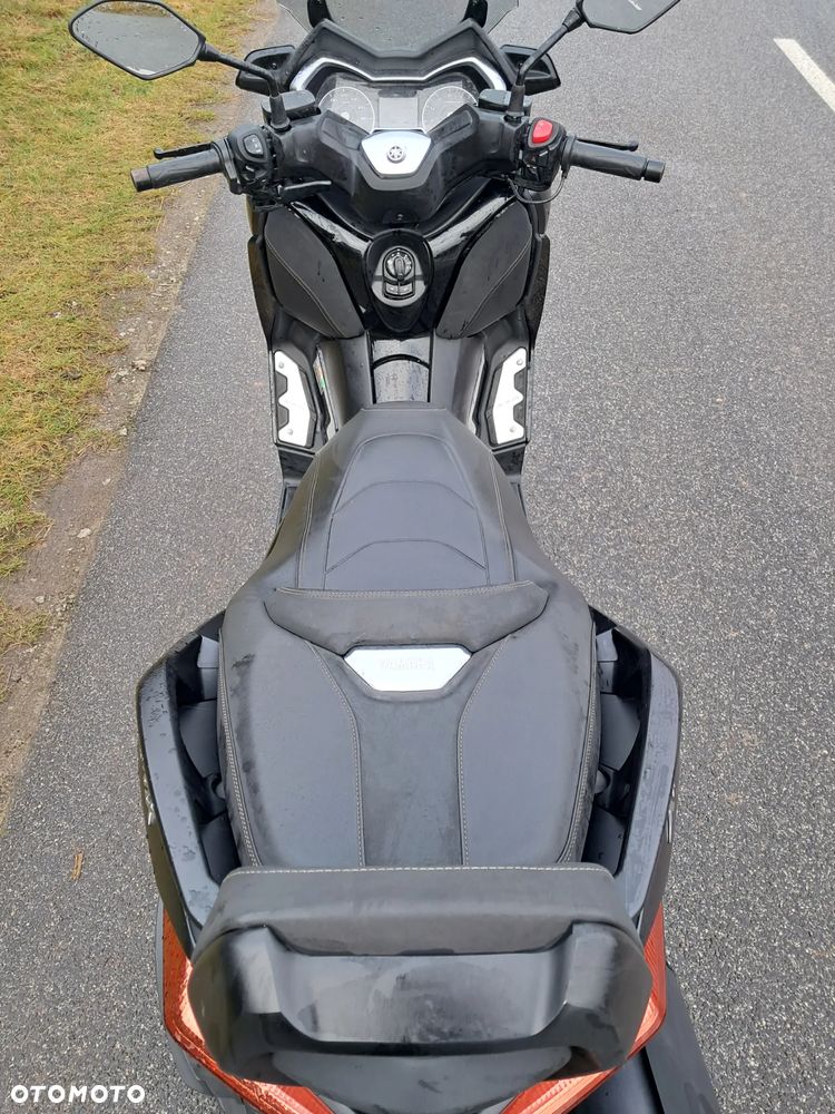 Yamaha X-max - 5