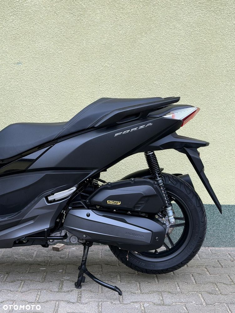 Honda NSS - 24