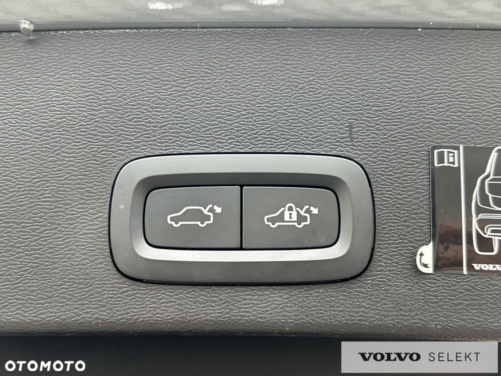 Volvo XC 40 - 23