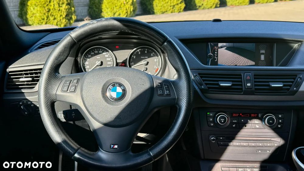 BMW X1 xDrive28i - 26