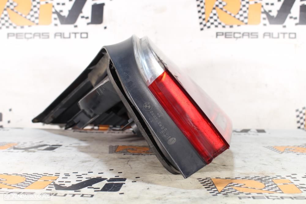 Farolim Direito Bmw 5 (E60)  63217165738 / 7165738 / Passageiro - 7