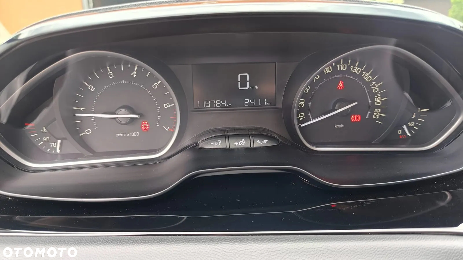 Peugeot 208 1.2 PureTech Access - 22