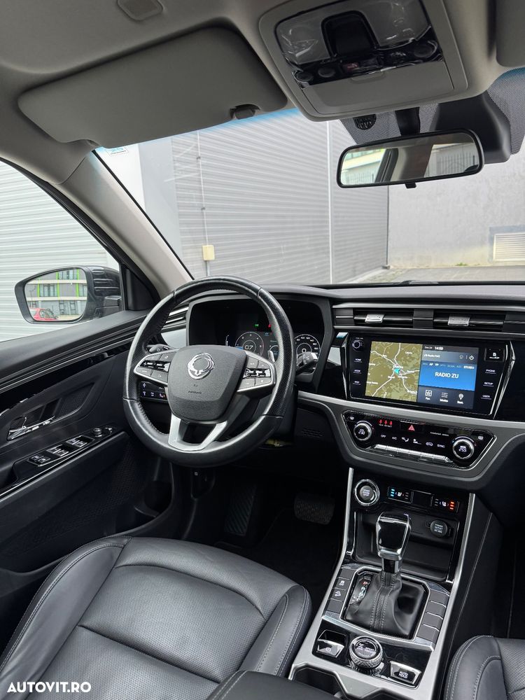 SsangYong Korando - 30