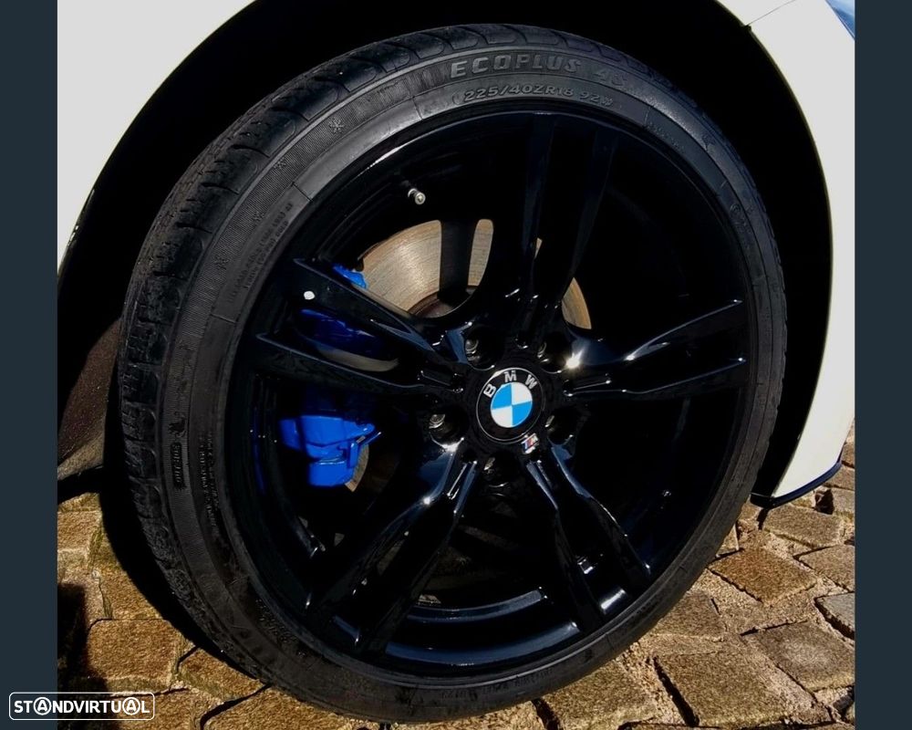 BMW 320 d Touring Pack M - 16