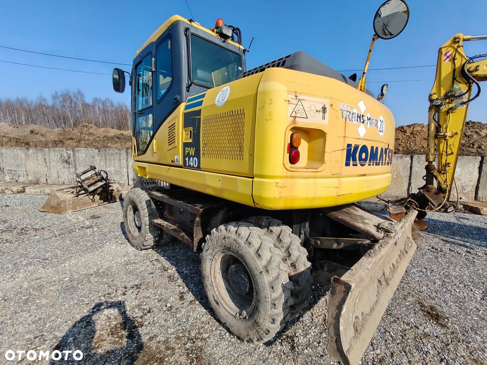 Komatsu PW140 - 8