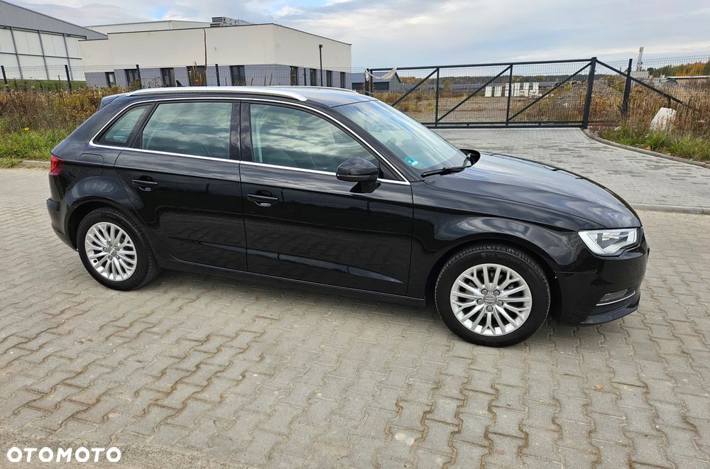 Audi A3 Sportback 2016 photo 2