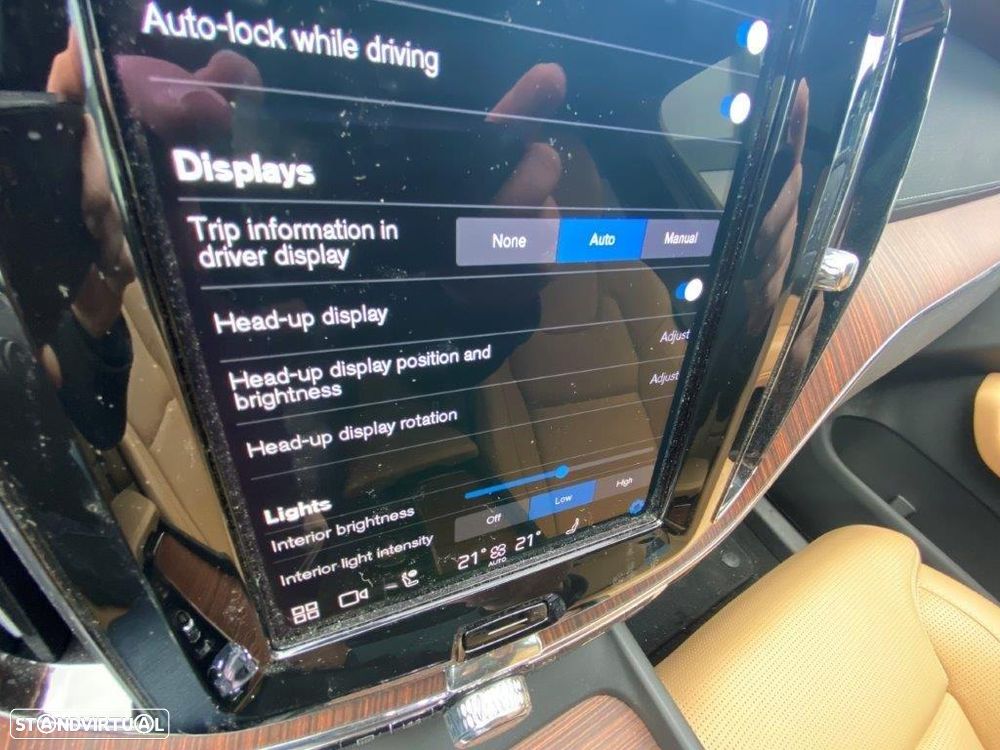 Volvo XC 60 2.0 T6 PHEV Ultra Bright - 23