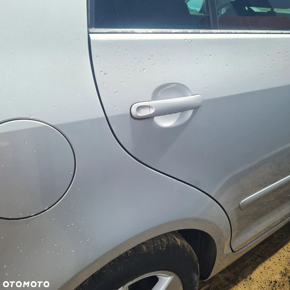 Volkswagen Golf 1.9 TDI Comfortline - 10