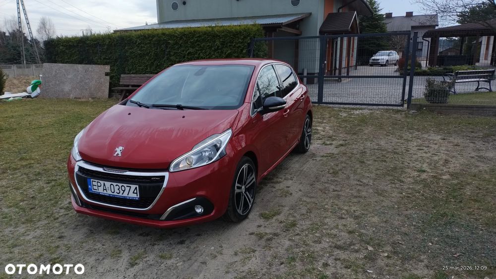 Peugeot 208 - 2