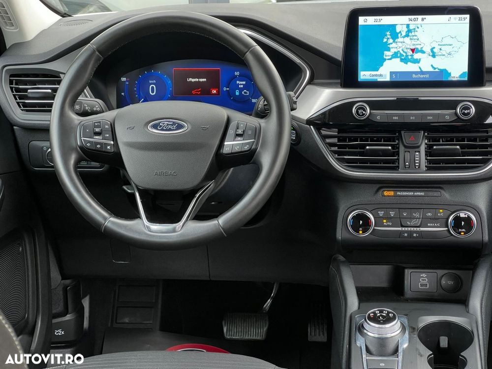 FORD Kuga 2023 — imagine 60