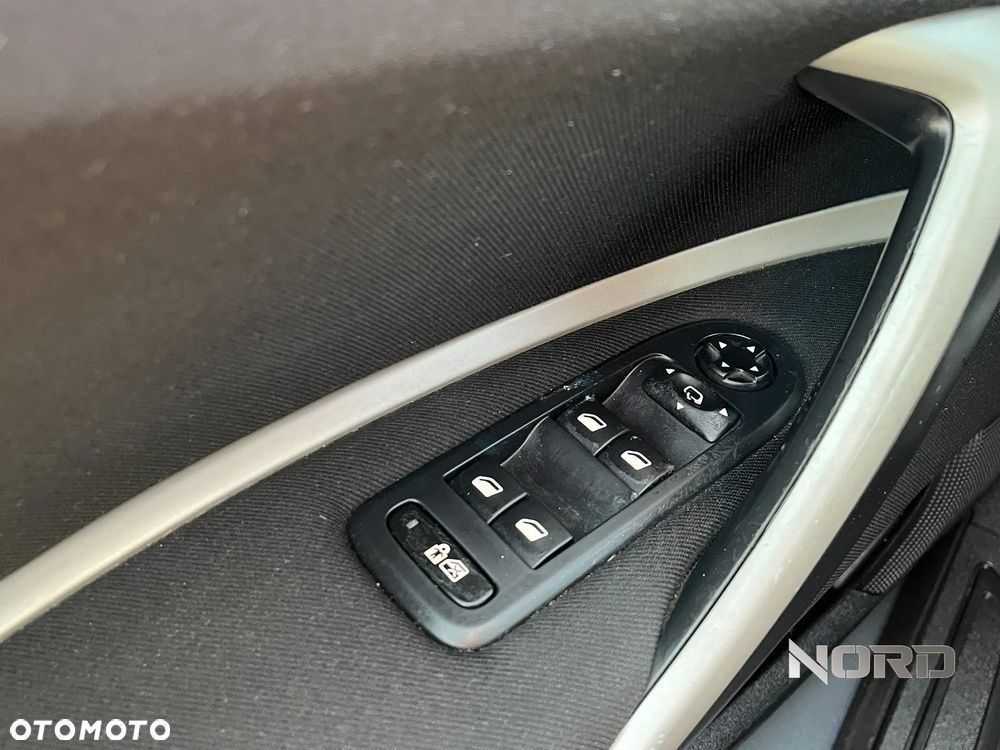 Citroën C5 2.0 HDi Exclusive - 19