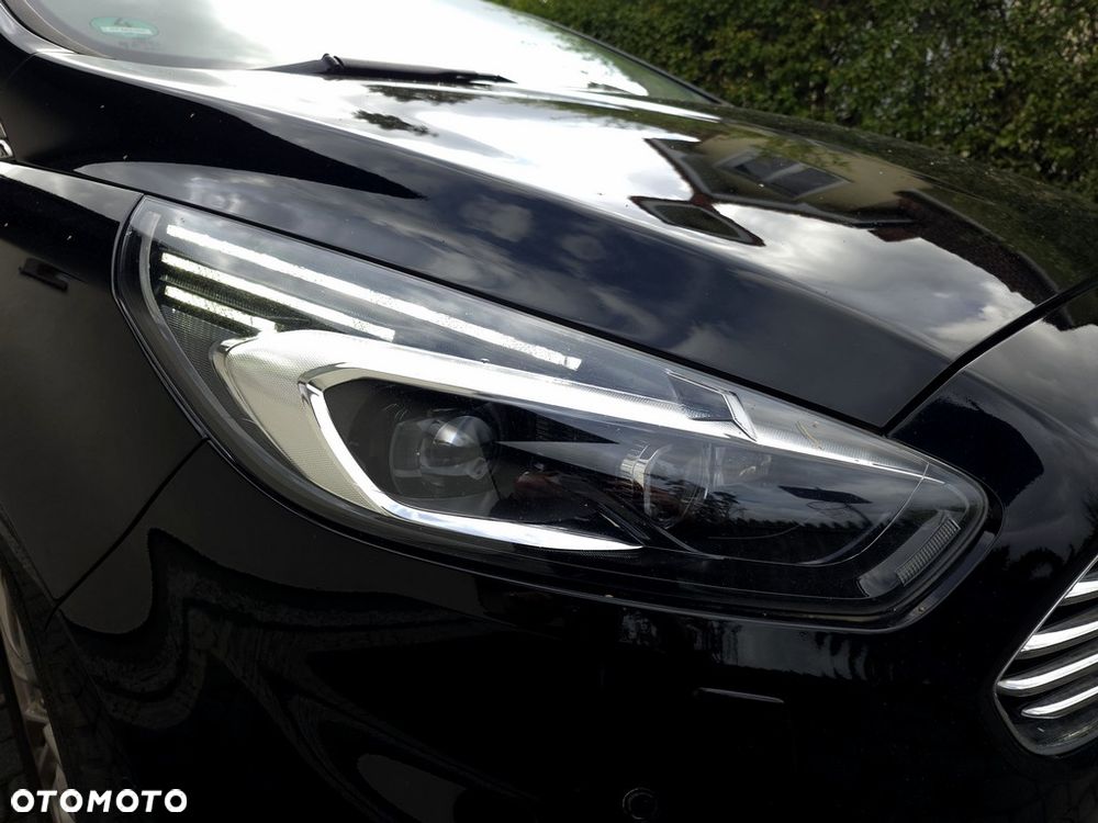 Ford S-Max - 26
