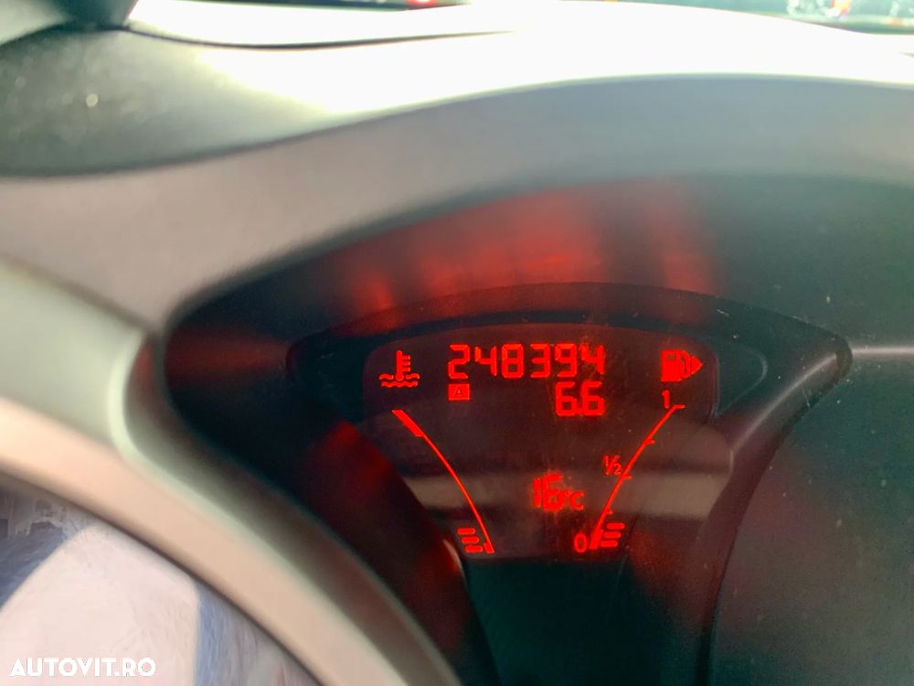 Nissan Juke 1.5 dCi N-Connecta - 12