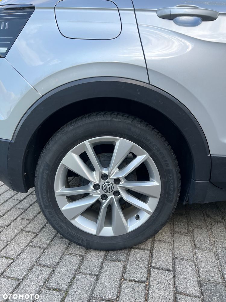 Volkswagen T-Cross - 17