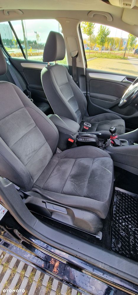 Volkswagen Golf - 9