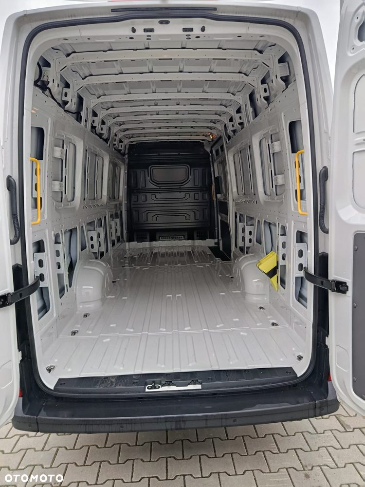 Volkswagen Crafter - 18