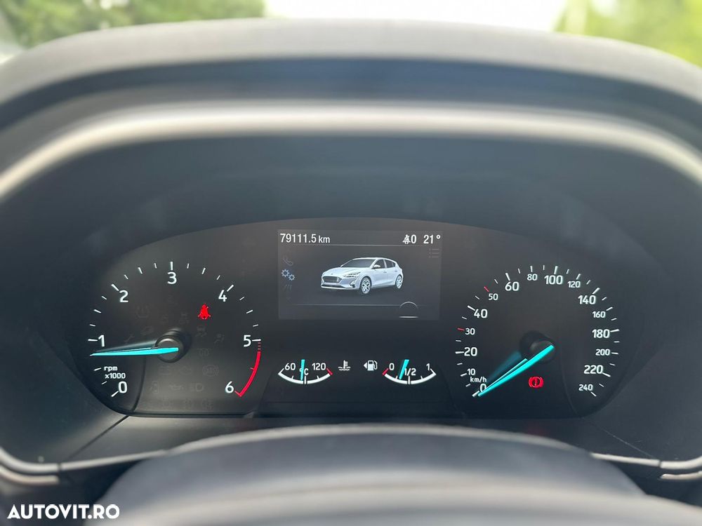 Ford Focus 1.5 EcoBlue Connected - 22