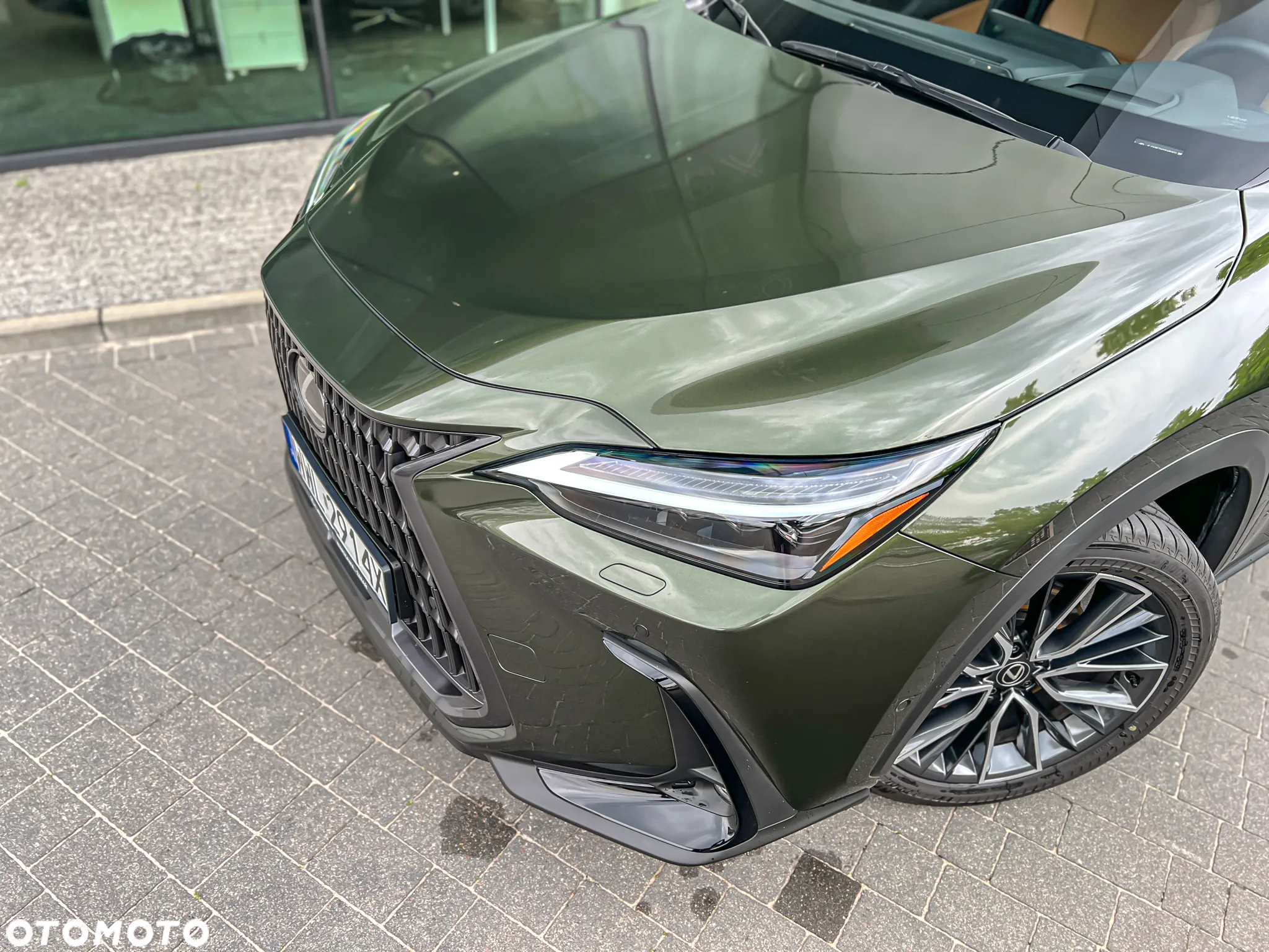 Lexus NX 350h Omotenashi AWD - 8
