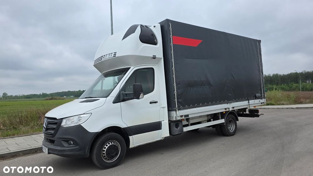Mercedes-Benz Sprinter - 2
