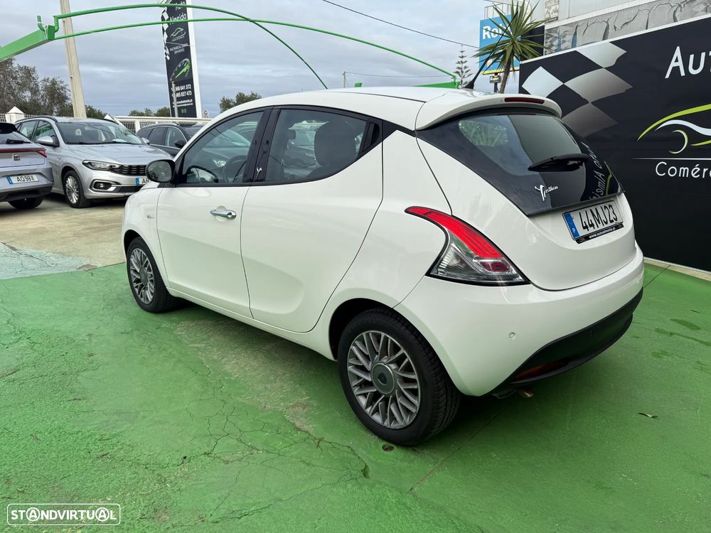 Lancia Ypsilon 1.2 S&S Platinum - 4