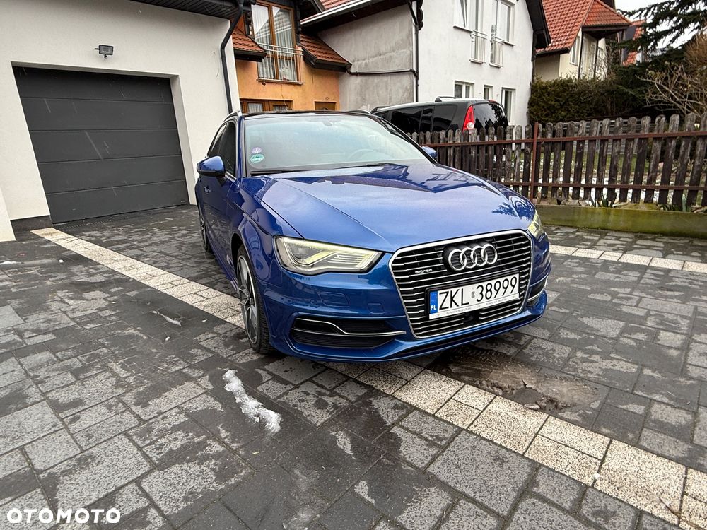 Audi A3 Sportback 1.4 TFSI e-tron S line Sportpaket - 18