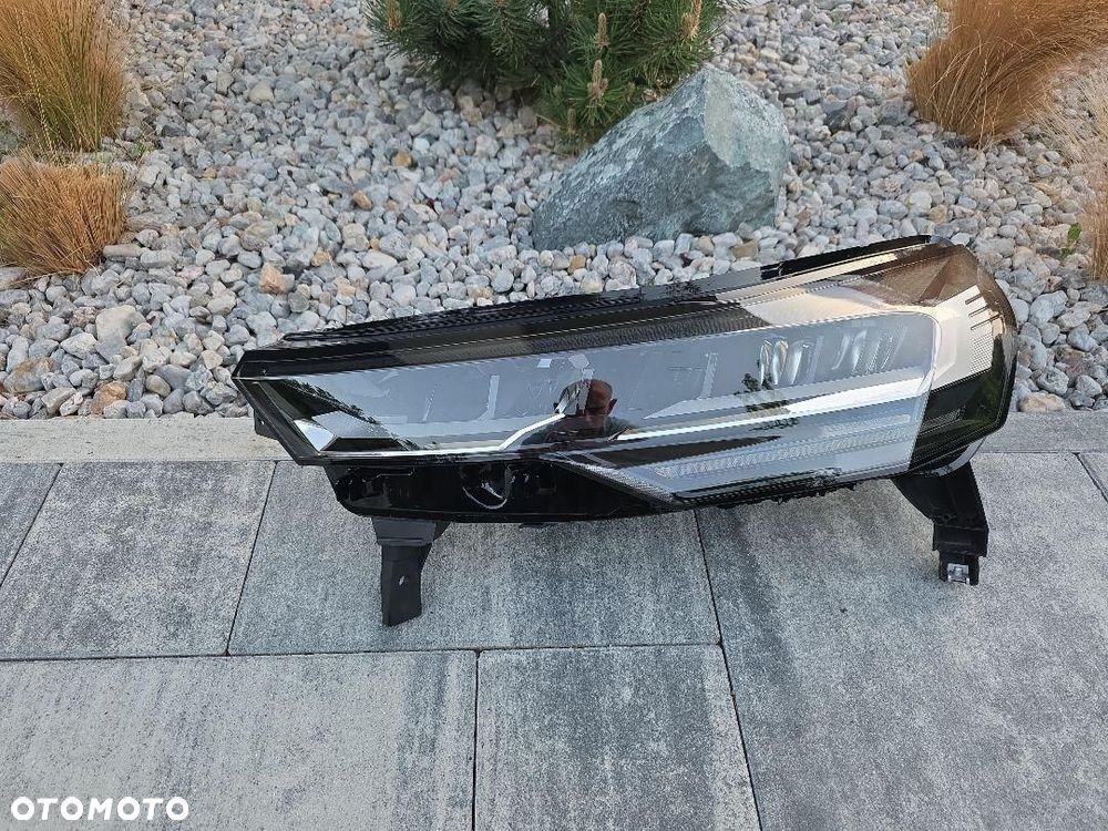 RENAULT CAPTUR 2 II LIFT SYMBIOS Lampa lewa Kompletna Full Led 260604753R - 1