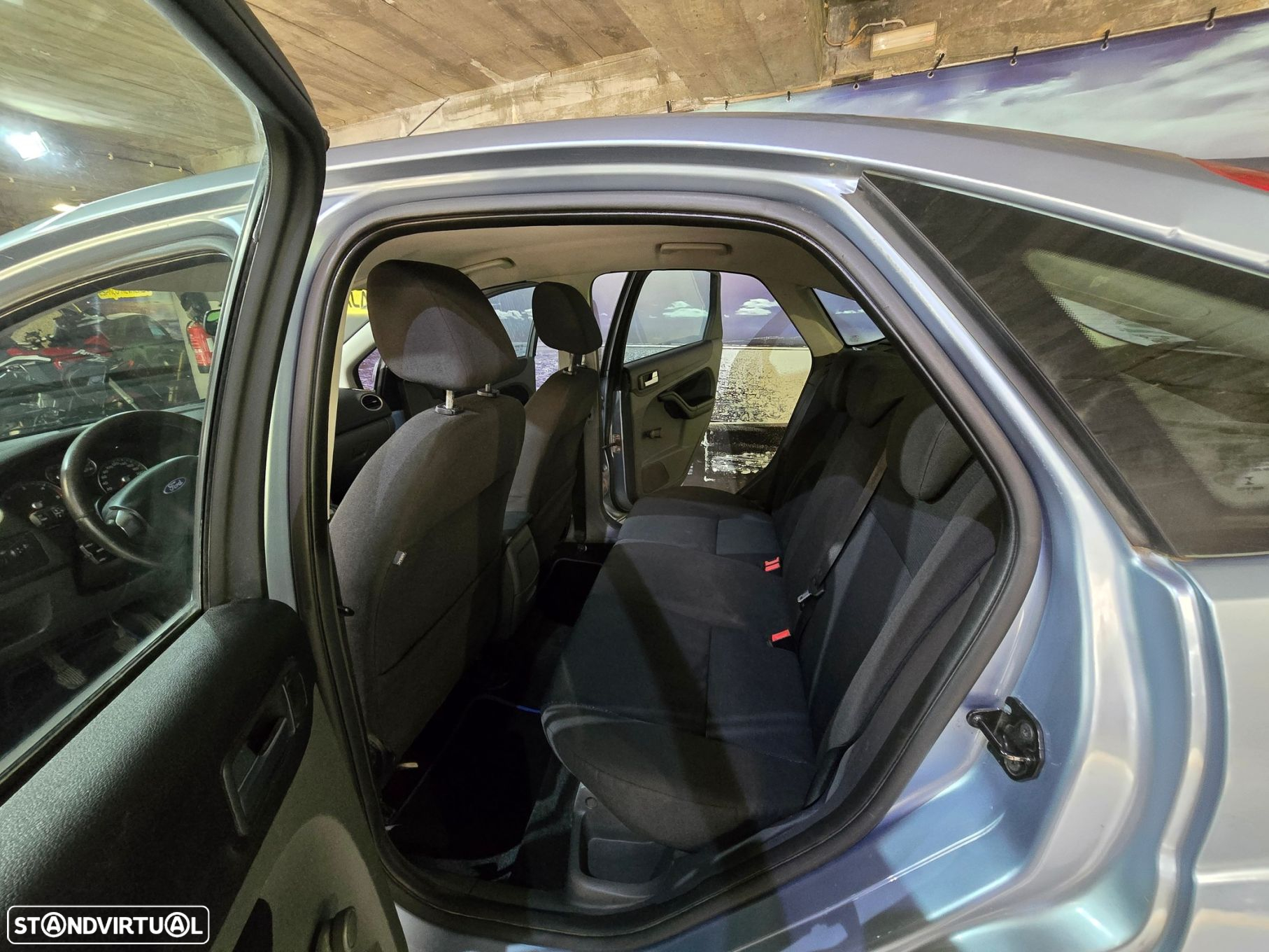 Ford Focus 1.6 TDCi Ghia - 8