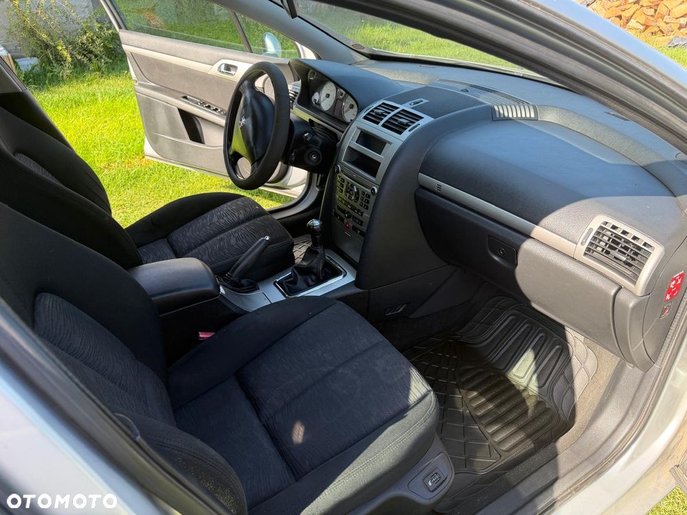 Peugeot 407 - 7
