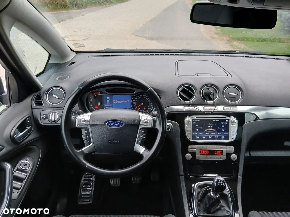 Ford S-Max 2.2 TDCi Titanium - 3