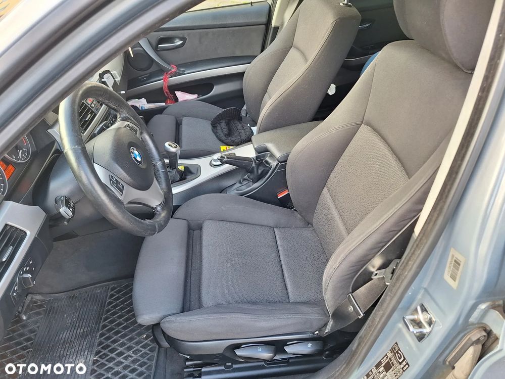 BMW Seria 3 320d - 11