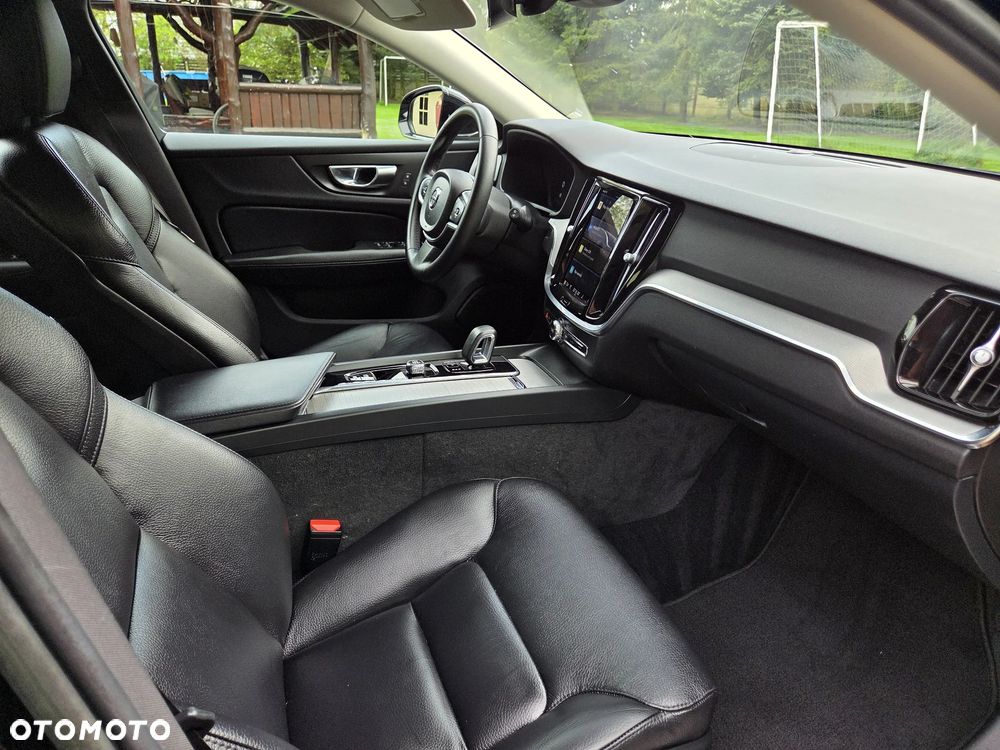 Volvo V60 B3 B Geartronic Momentum Pro - 31