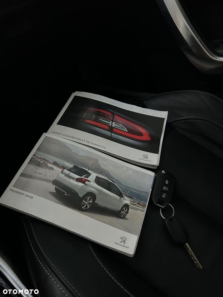 Peugeot 2008 1.6 e-HDi Allure S&S - 35