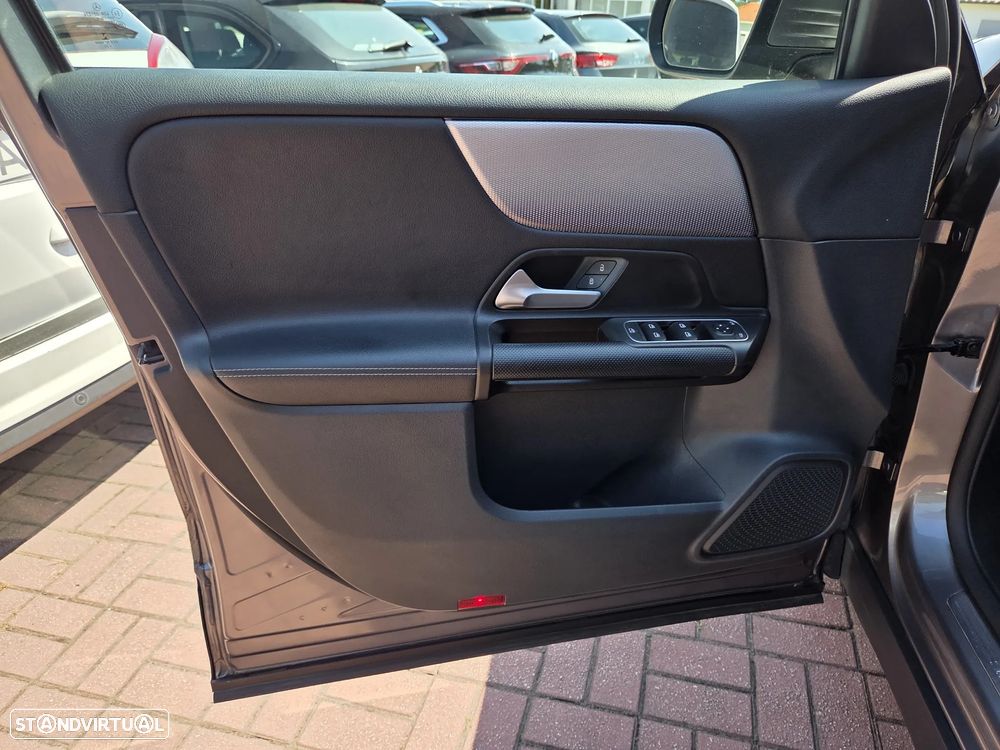 Mercedes-Benz GLB 180 d - 28