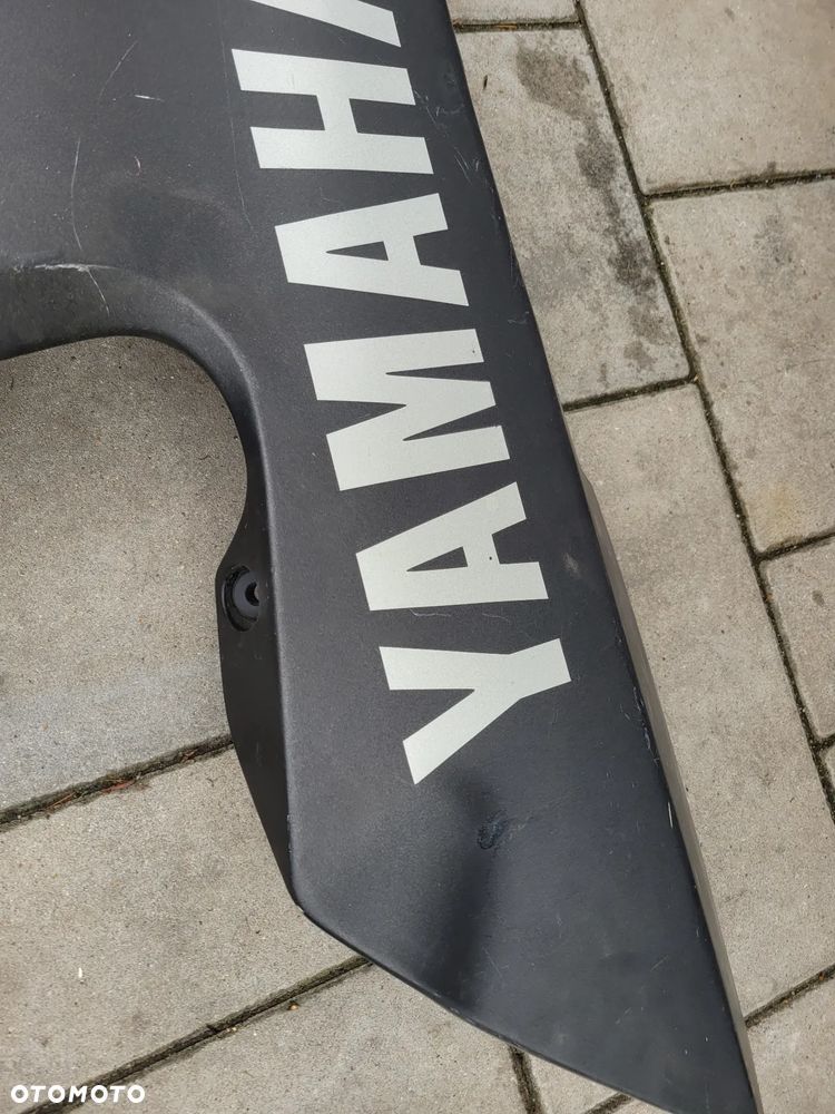 Owiewka, osłona prawa, bok, boczek, pług prawy Yamaha R6 98-02 - 11