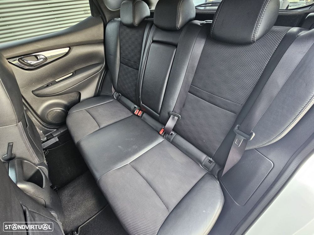 Nissan Qashqai 1.5 dCi Tekna J19 - 20