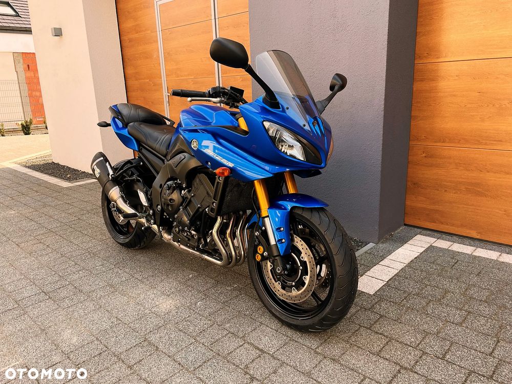 Yamaha FZ8 - 2