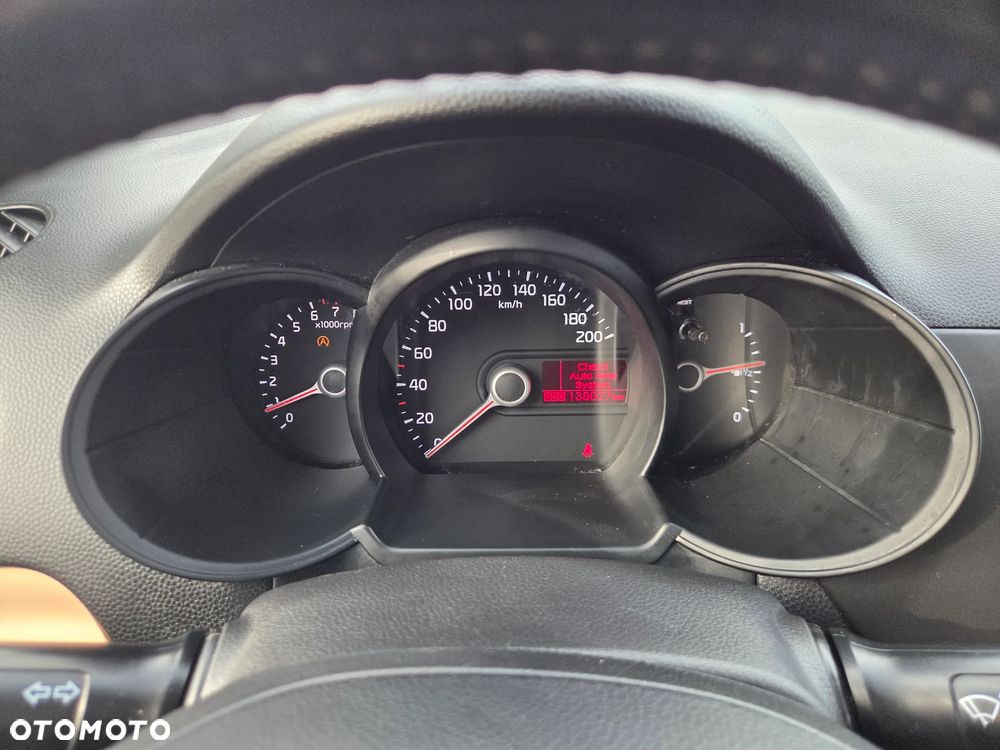 Kia Picanto 1.2 Dream Team Edition - 15