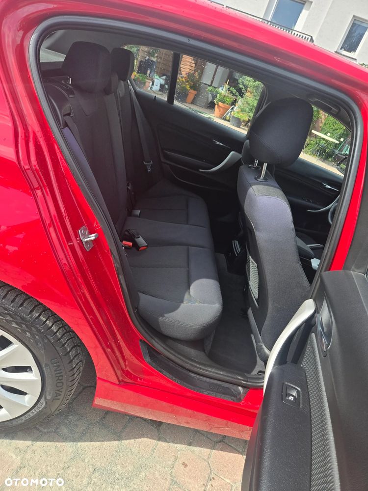 BMW Seria 1 118i - 10