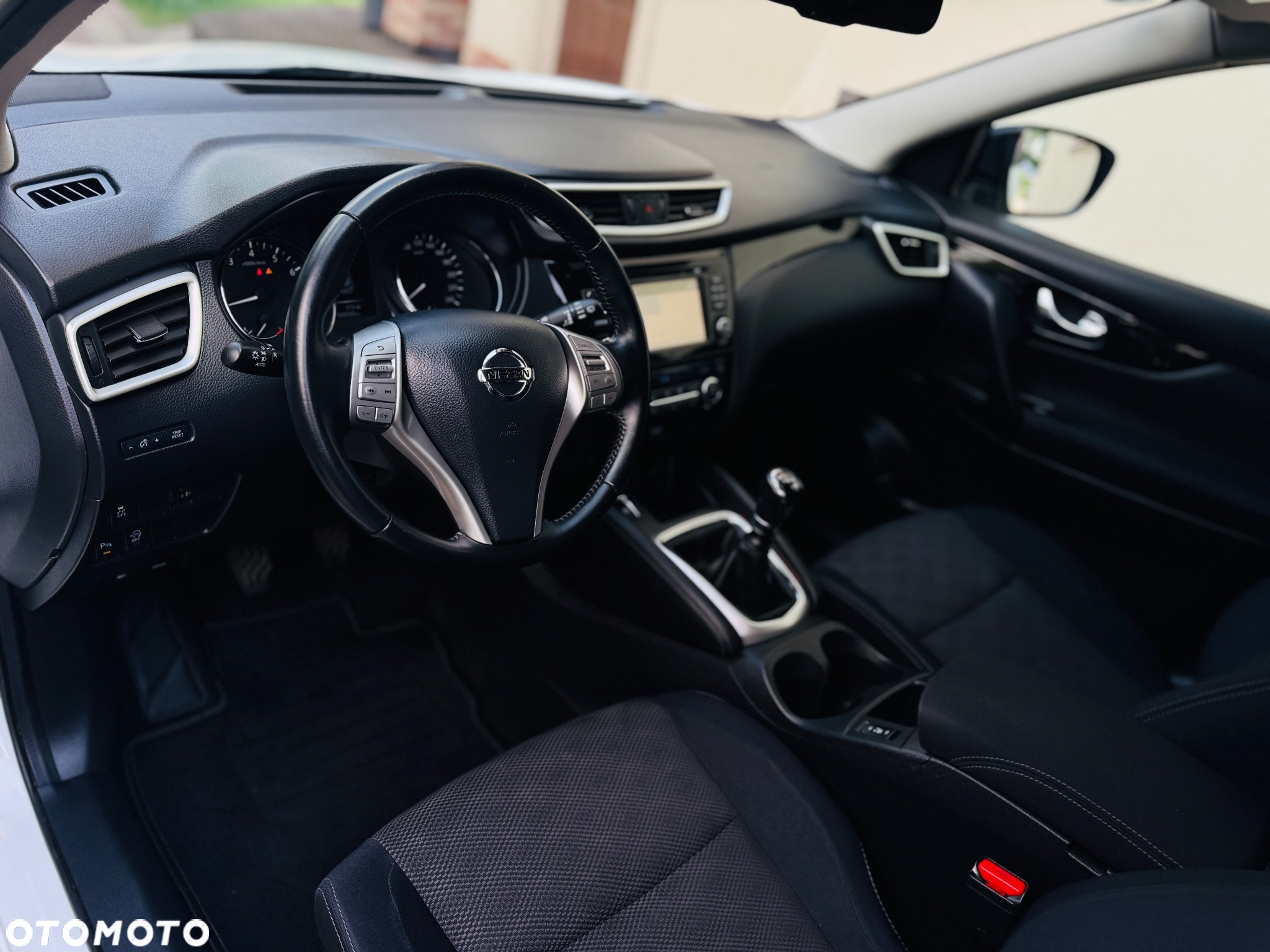 Nissan Qashqai 1.2 DIG-T N-Tec - 8