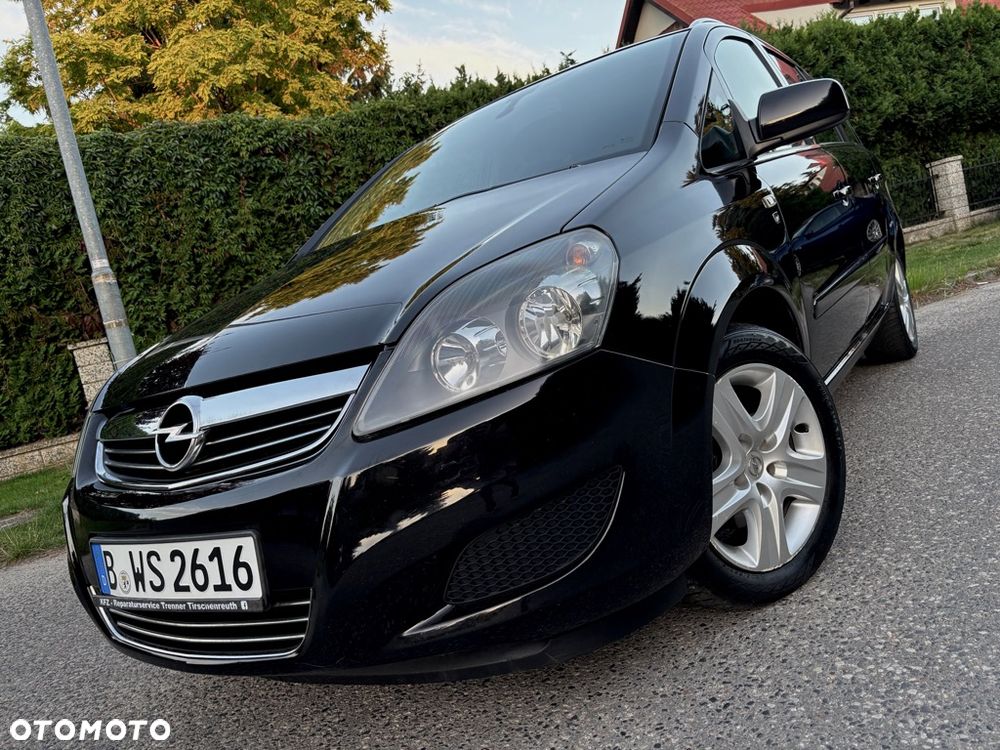 Opel Zafira - 10