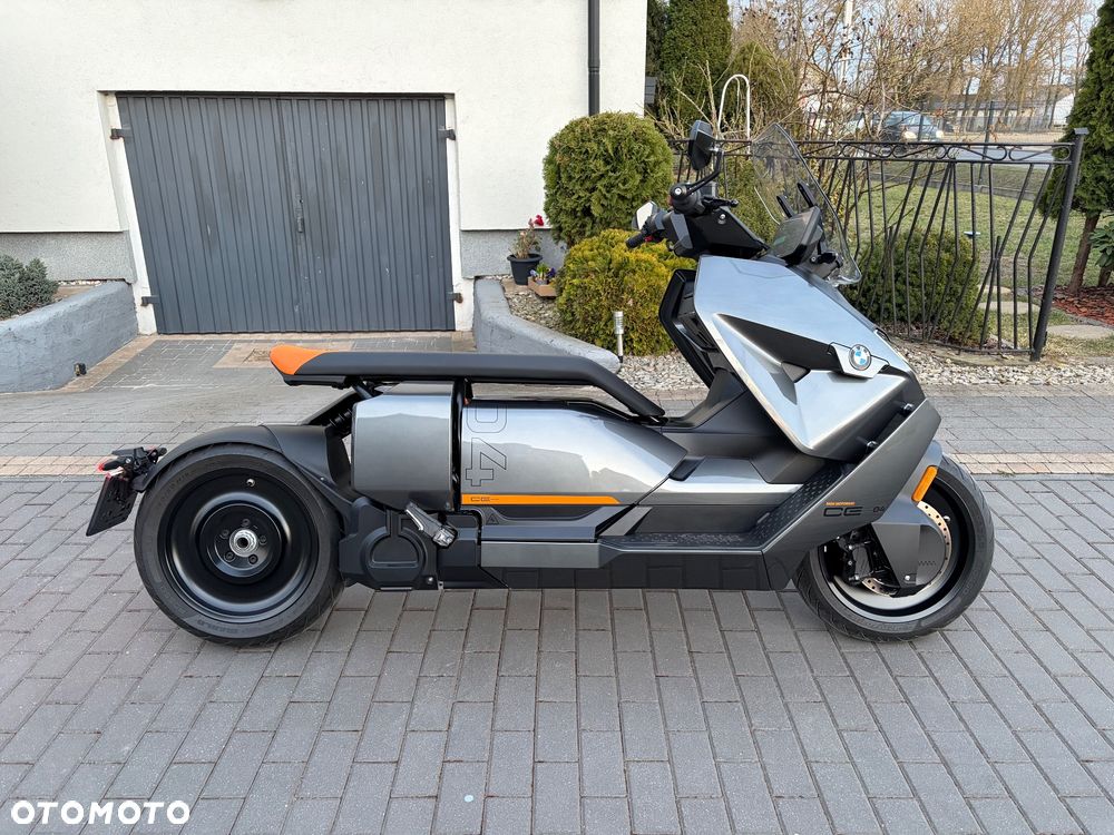 BMW CE 04 - 6