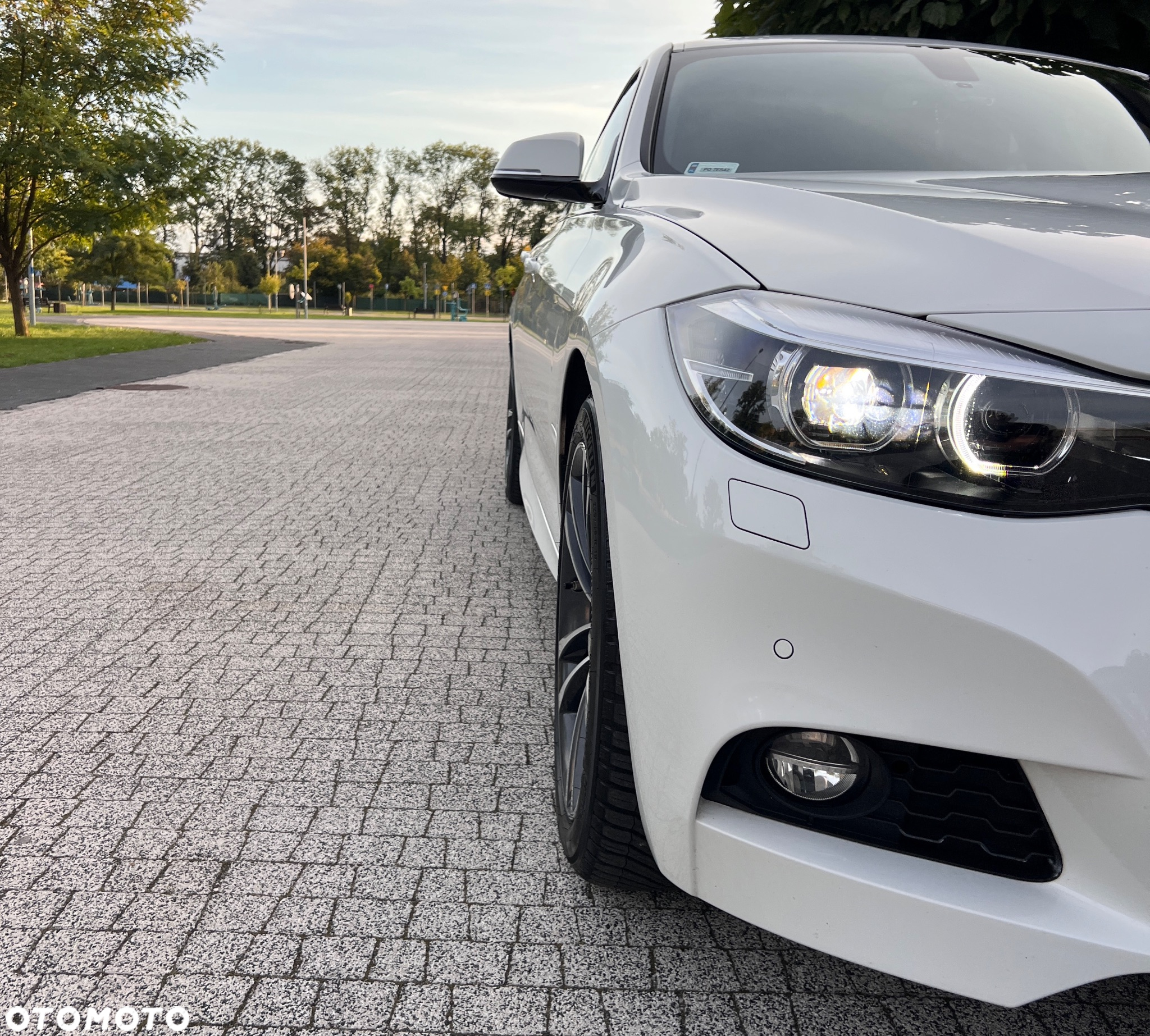 BMW 3GT 318d M Sport - 14