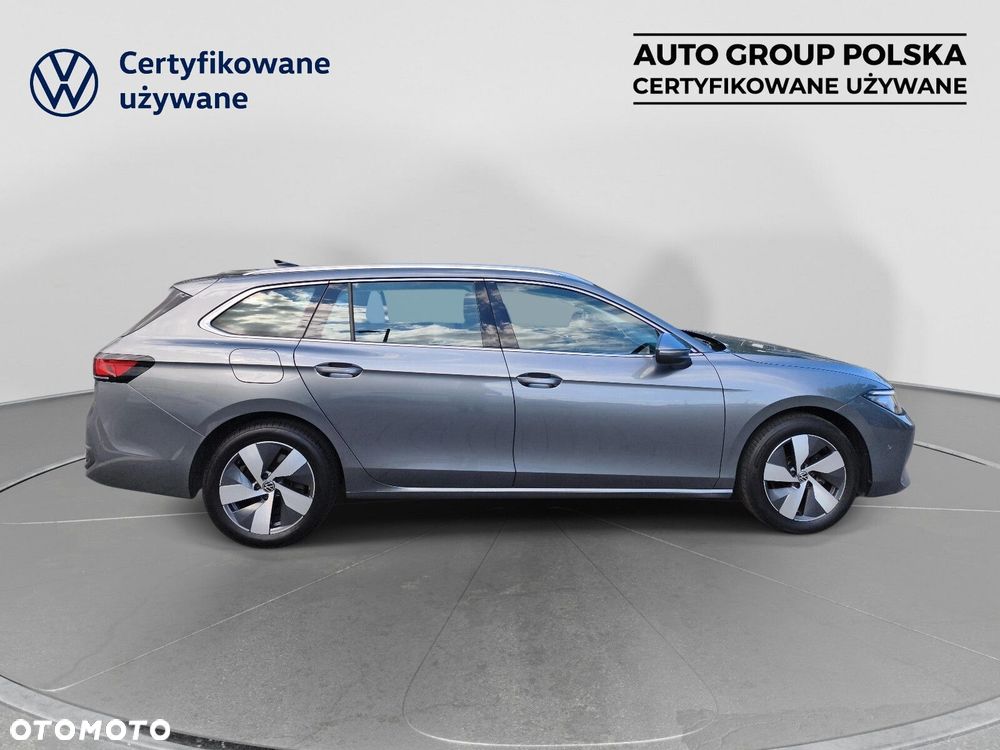Volkswagen Passat Variant 2.0 TDI SCR Business DSG - 16