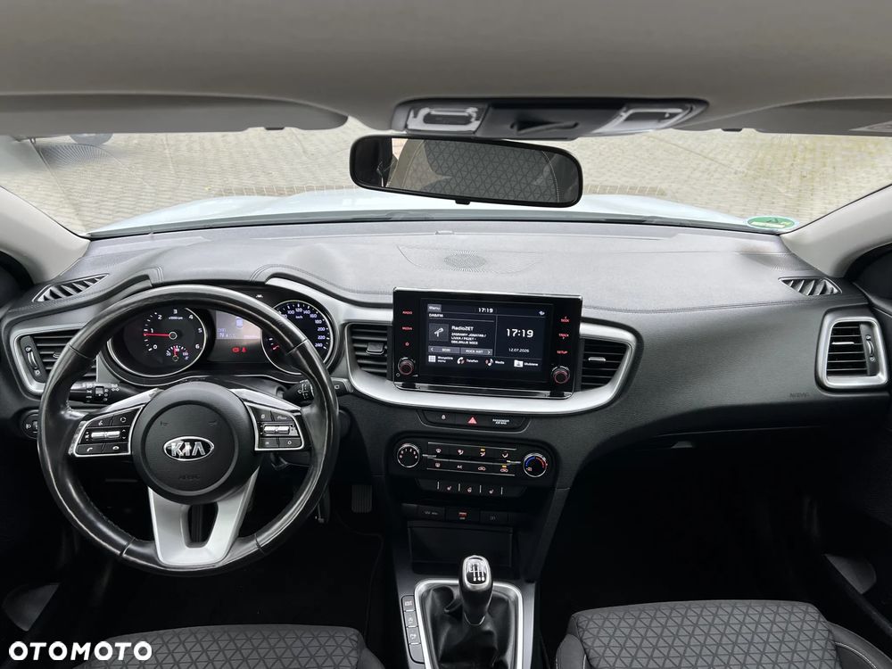 Kia XCeed 1.6 CRDi Eco-Dynamics+ (48V Mild-Hybrid) VISION - 26