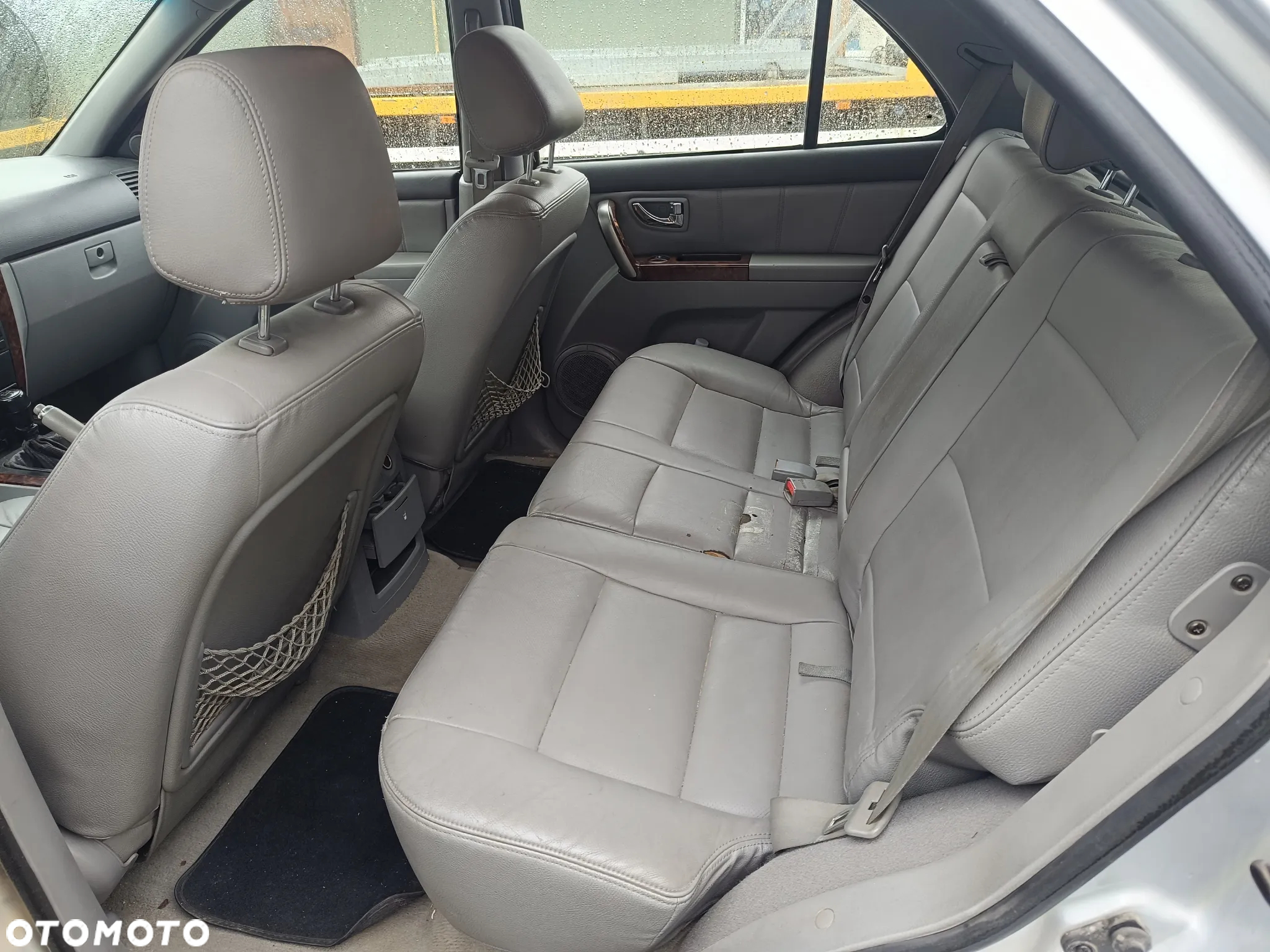 Kia Sorento - 10