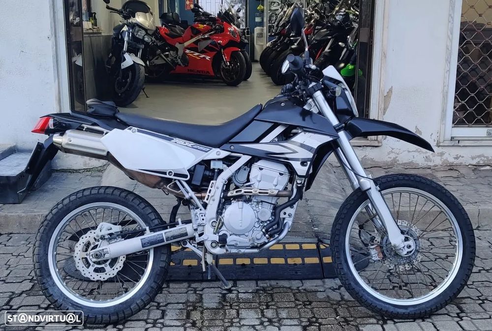 Kawasaki KLX 250 (Carta A2) - 3