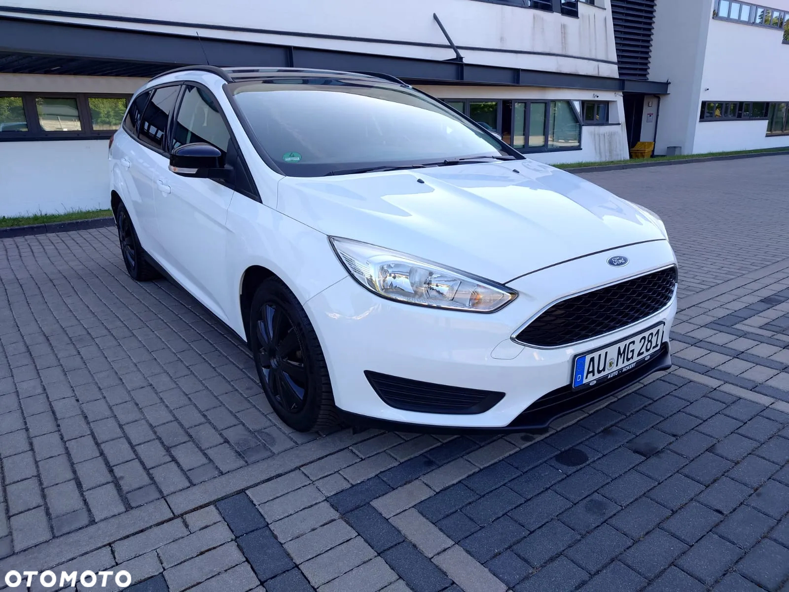 Ford Focus - 10