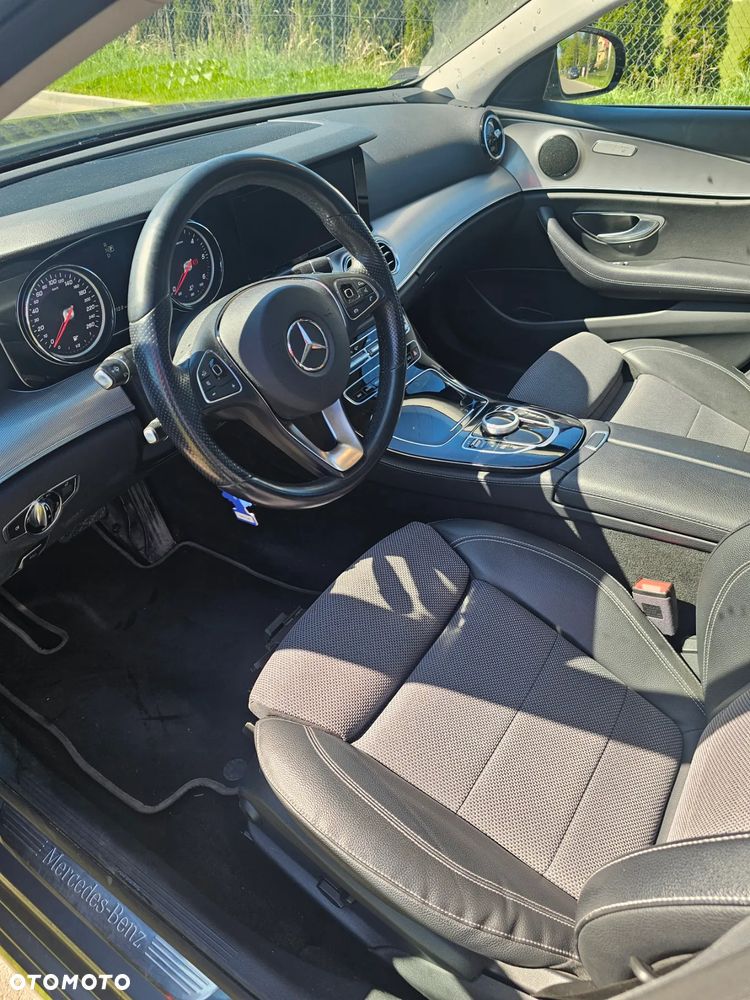 Mercedes-Benz Klasa E 220 d 9G-TRONIC - 10