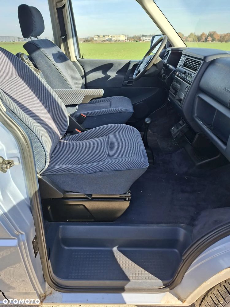 Volkswagen Transporter - 10