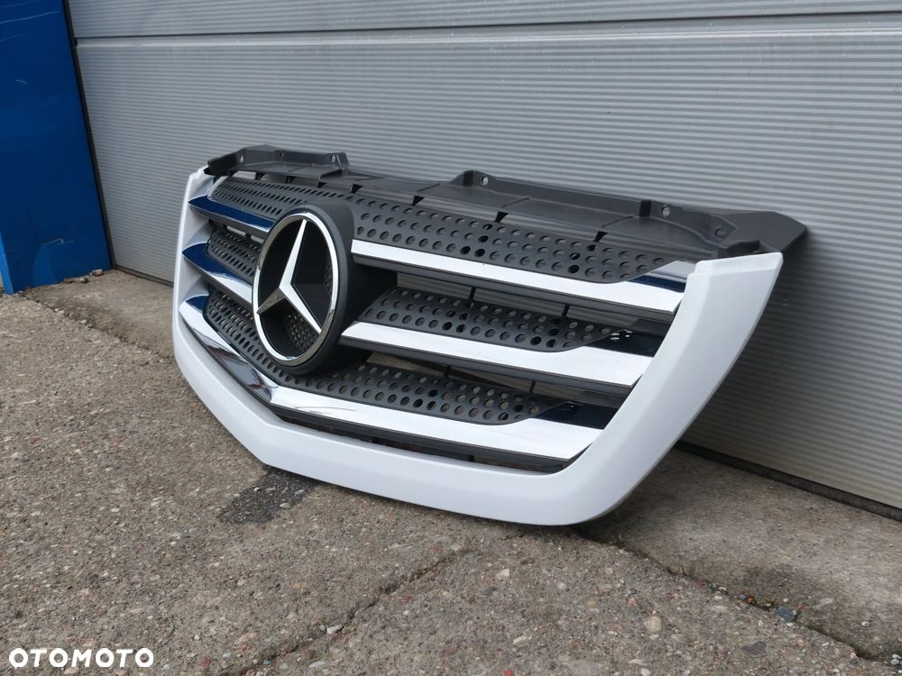 Atrapa grill CHROM Mercedes Sprinter w906 Lift 2014-2018 biała - 3